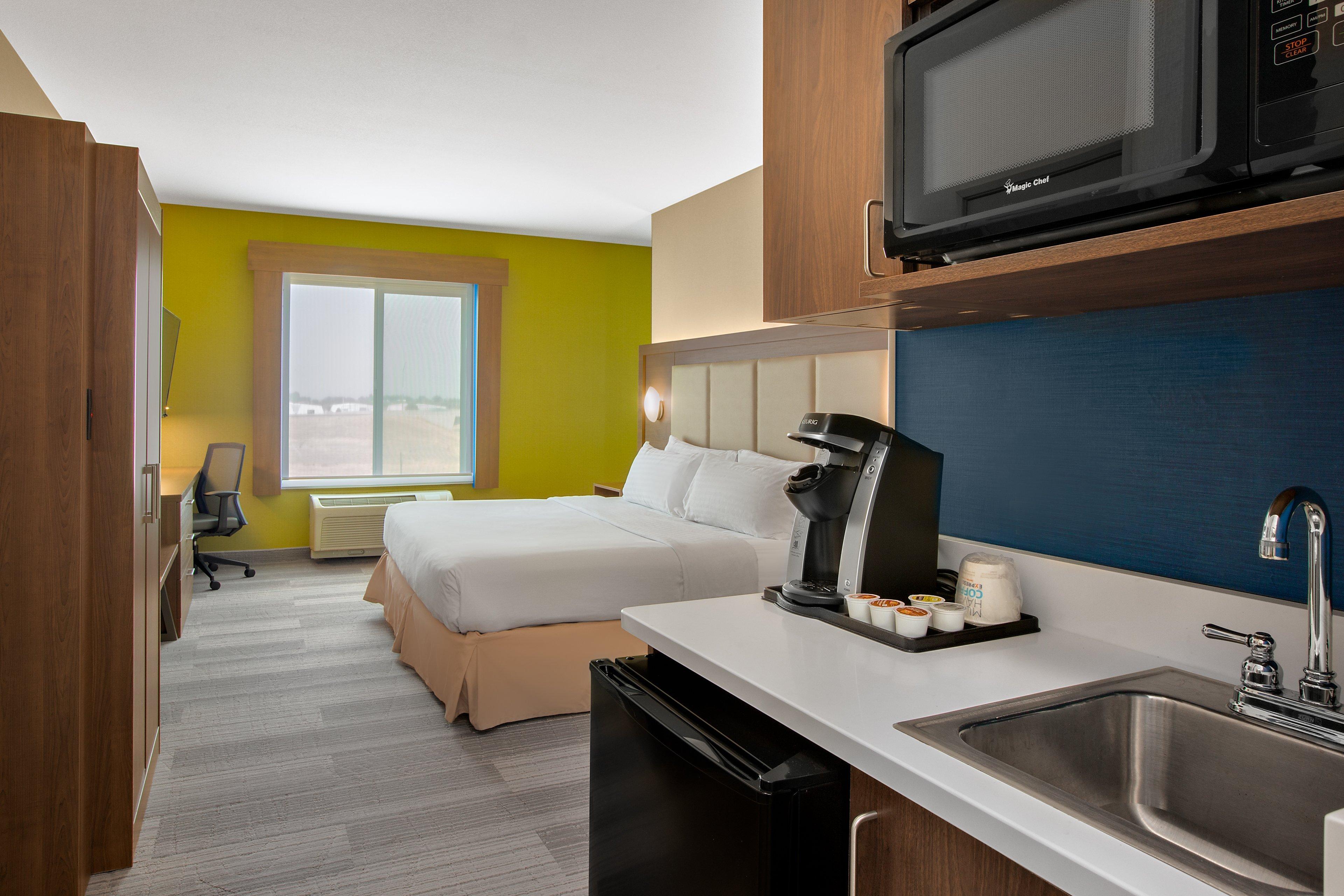 Holiday Inn Express Hotel & Suites Ontario By Ihg Exterior photo