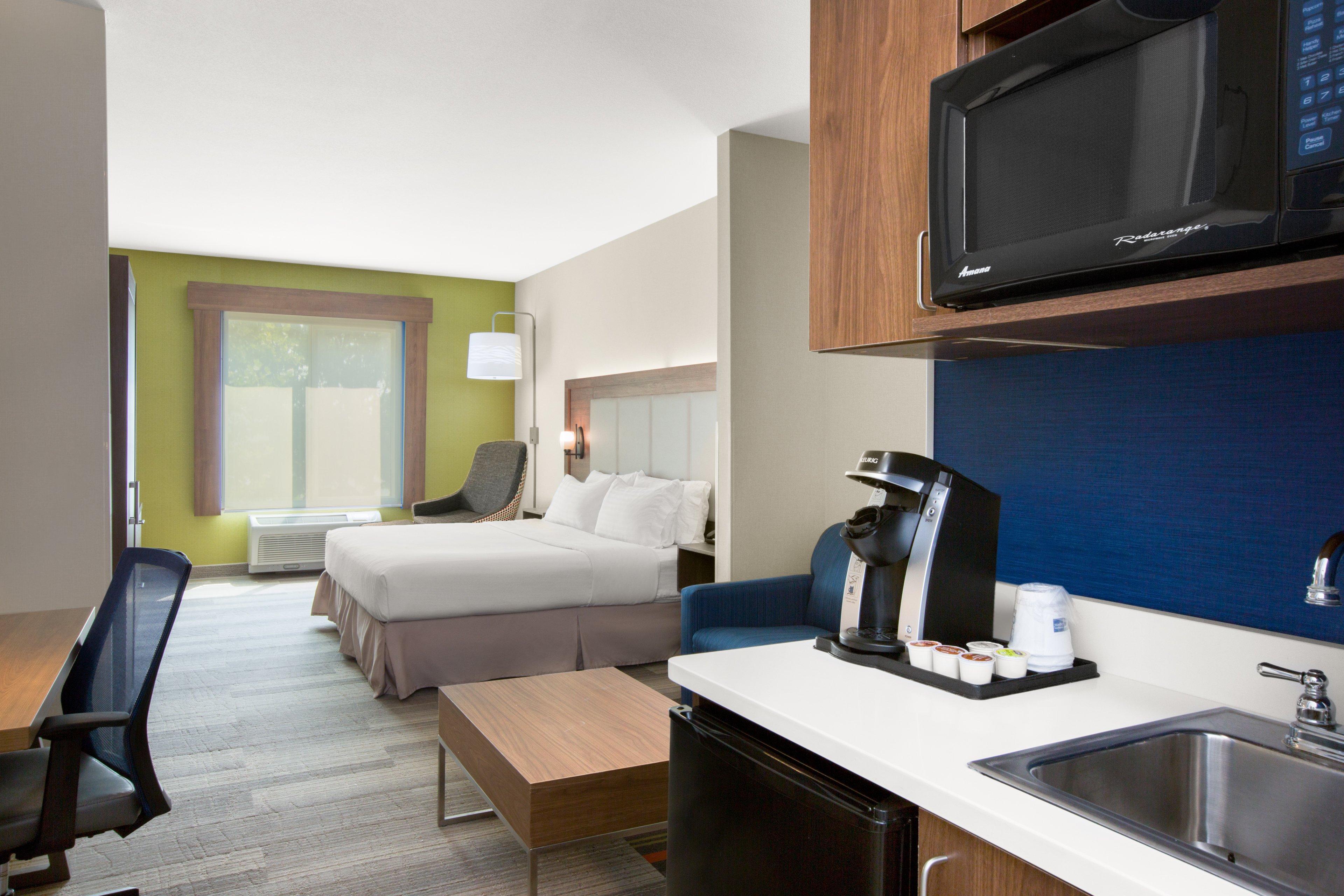 Holiday Inn Express Hotel & Suites Ontario By Ihg Exterior photo