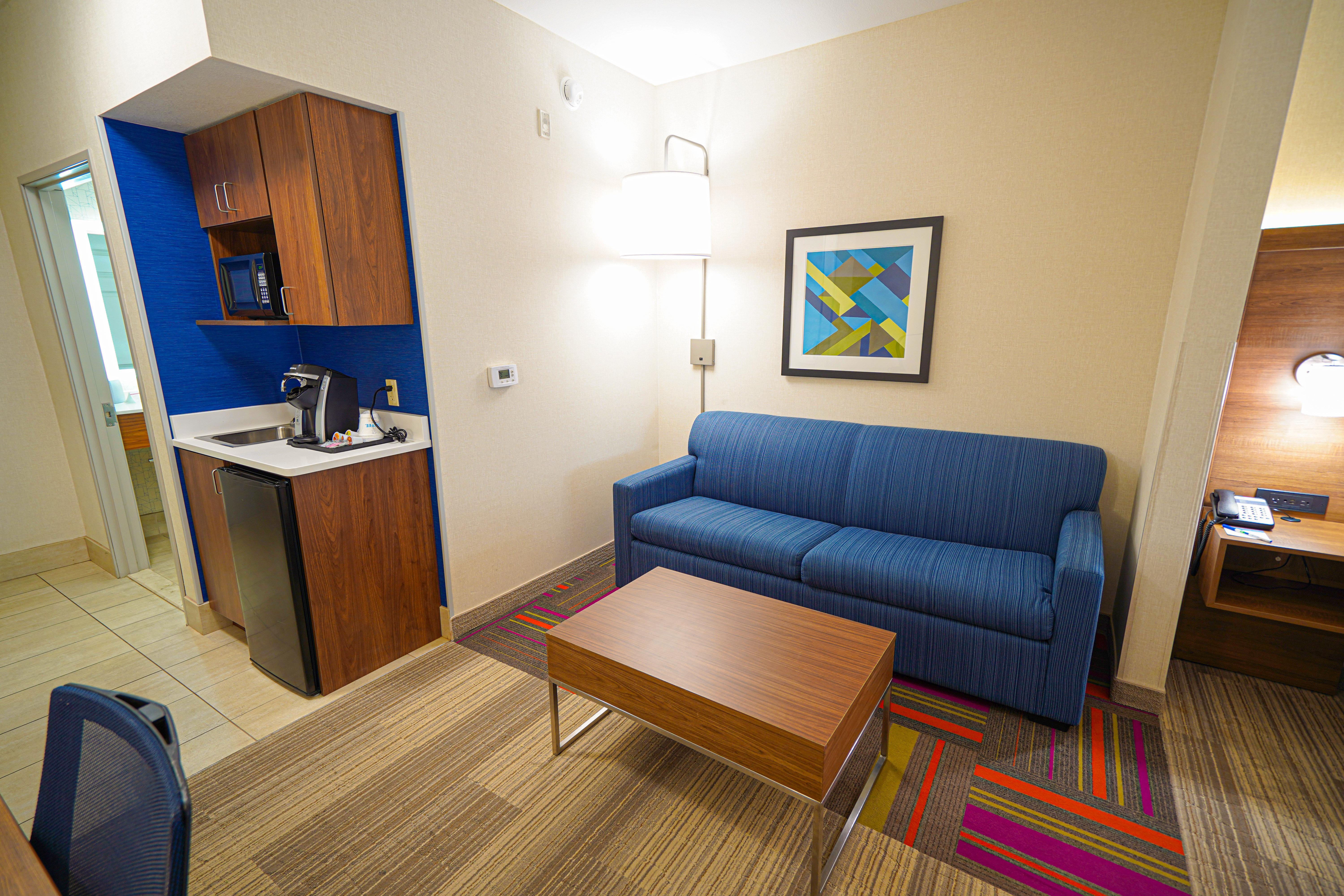 Holiday Inn Express Hotel & Suites Ontario By Ihg Exterior photo